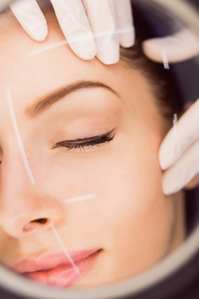 Được thực hiện tại Lona Skin Lab, quy trình tiêm filler tại Cần Thơ sử dụng dịch vụ tiêm filler Cần Thơ chuyên nghiệp và các bác sĩ giỏi tiêm filler Cần Thơ luôn đảm bảo tiêu chuẩn thẩm mỹ cao của thẩm mỹ viện uy tín Cần Thơ.